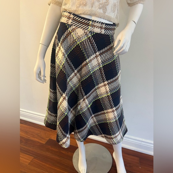 Dresses & Skirts - Canadian-made Woven Skirt